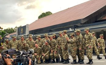 Presiden Prabowo Subianto telah membiayai retreat Kabinet Merah Putih menggunakan dana pribadinya. Kegiatan ini berlangsung di Akademi Militer, Magelang, Jawa Tengah.
