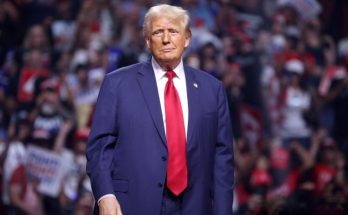Donald Trump, calon presiden dari Partai Republik, resmi terpilih sebagai Presiden Amerika Serikat ke-47 setelah meraih 270 suara elektoral dalam Pemilihan Presiden (Pilpres) 2024.