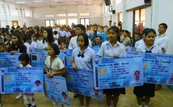 These students are among 342 children and young people of the Karen ethnic group in Kanchanaburi province who received Thai ID cards on Feb 5, 2018. (File photo: Piyarach Chongcharoen)