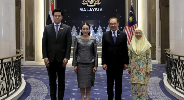 Malaysian Prime Minister Anwar Ibrahim has named former Thai Prime Minister Thaksin Shinawatra as his personal advisor for ASEAN next year.