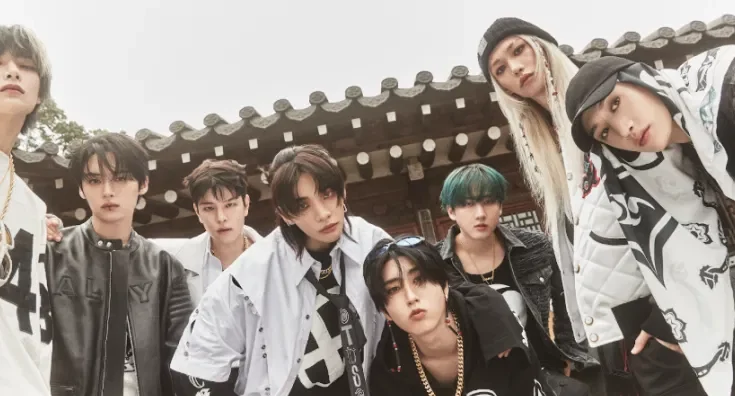 Stray Kids