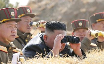 Korea Utara mengumumkan bahwa mereka telah menangkap empat pejabat terkait insiden kecelakaan kapal perang saat peluncuran di galangan kapal Chongjin