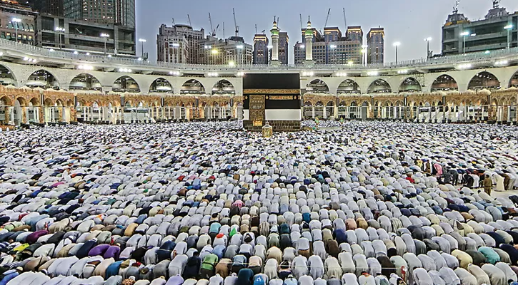 Tiga Warga Negara Indonesia (WNI) ditemukan oleh aparat keamanan Arab Saudi di wilayah gurun Jumum, Makkah.