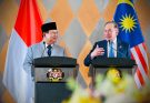 Malaysia Prime Minister Anwar Ibrahim Requests Indonesian Assistance to Facilitate Dialogue in Myanmar