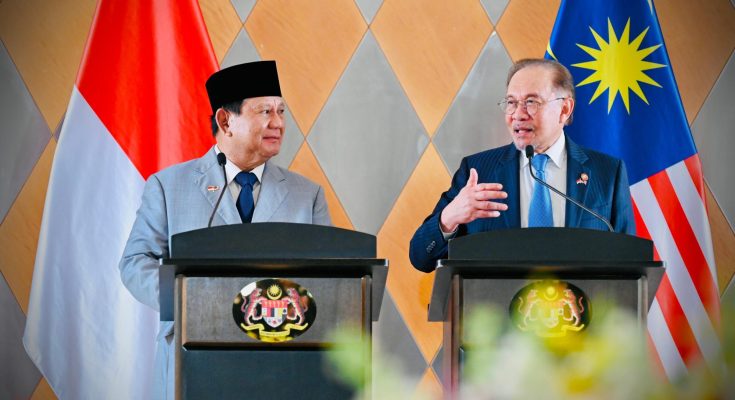Prime Minister (PM) of Malaysia, Anwar Ibrahim, asked President Prabowo Subianto for help. He requested Indonesia’s intelligence and military capabilities to promote dialogue