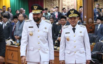 Perdebatan mengenai pengalihan empat pulau di Aceh ke wilayah Sumatera Utara masih terus bergulir. Keempat pulau tersebut adalah Pulau Lipan, Pulau Panjang, Pulau Mangkir Ketek, dan Pulau Mangkir Gadang.