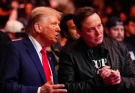 , perseteruan terbuka antara CEO Tesla dan SpaceX, Elon Musk, dengan mantan Presiden Donald Trump, telah menimbulkan kerugian besar. Konflik ini dipicu oleh perbedaan pandangan terkait kebijakan pemerintah
